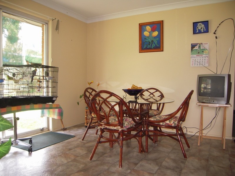 23 Fenton Cres, Minto NSW 2566