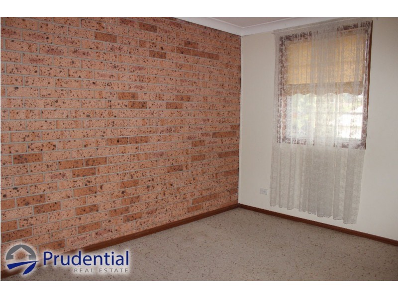 2/14 Harold Street, Macquarie Fields NSW 2564