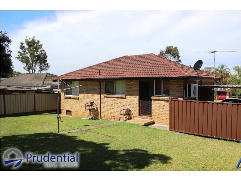 23 Queenscliff Drive, Woodbine NSW 2560