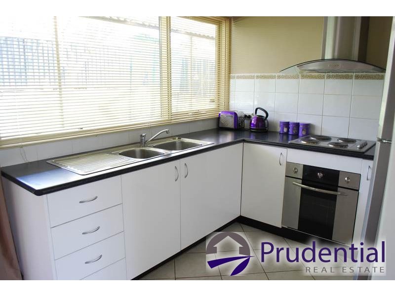 12 Evergreen Avenue, Bradbury NSW 2560