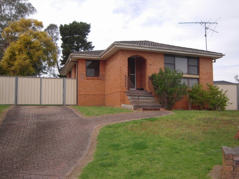 23 Kimberley Street, Leumeah NSW 2560