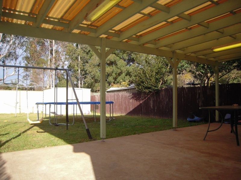 52A Oswald Cres, Rosemeadow NSW 2560