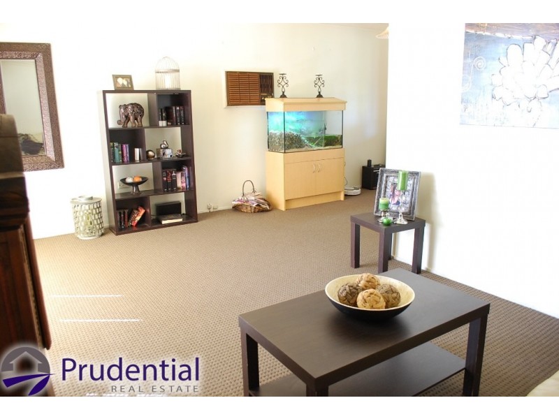 68 Fluorite Place, Eagle Vale NSW 2558