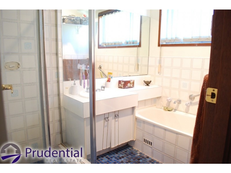 68 Fluorite Place, Eagle Vale NSW 2558