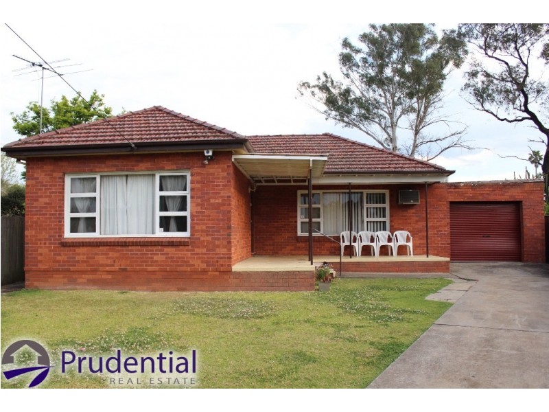 7 Cuthel Place, Campbelltown NSW 2560