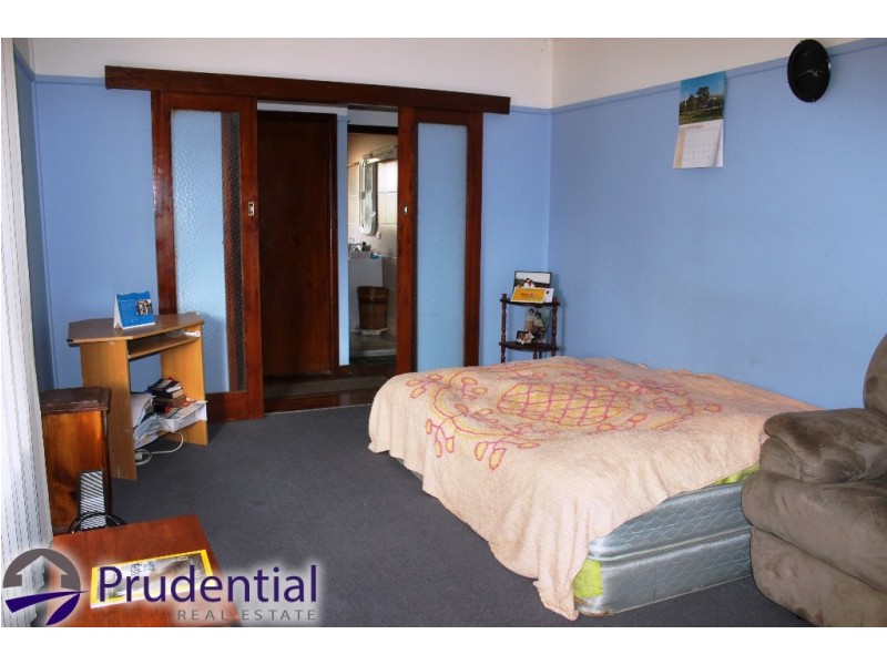 7 Cuthel Place, Campbelltown NSW 2560