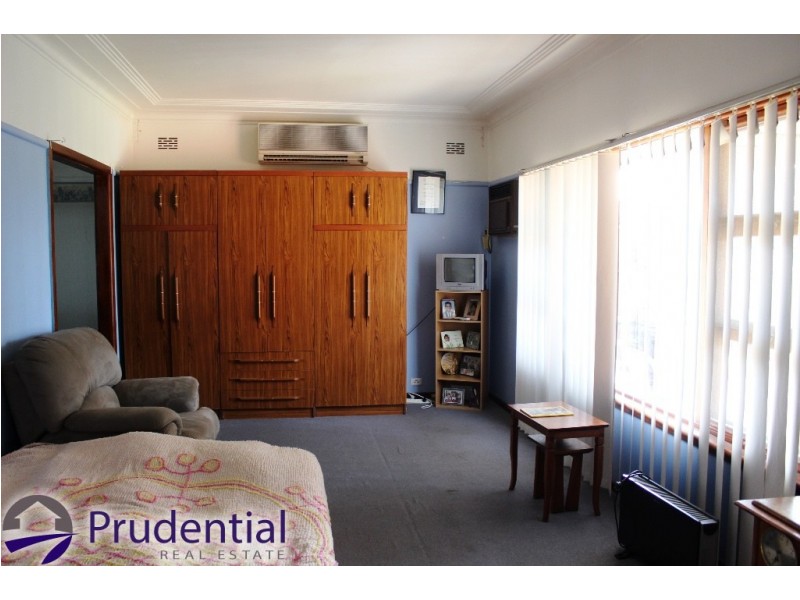 7 Cuthel Place, Campbelltown NSW 2560
