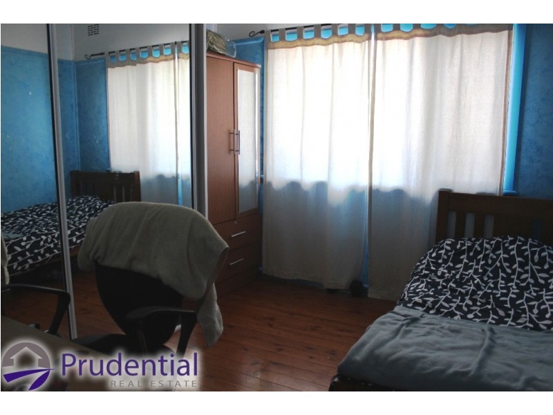 7 Cuthel Place, Campbelltown NSW 2560