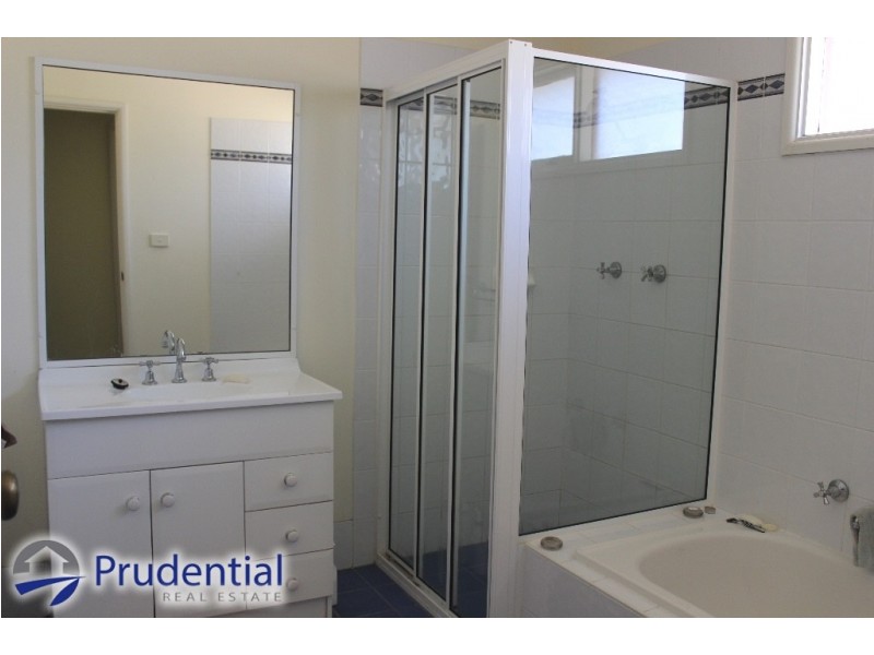 395 Denham Court Road, Leppington NSW 2179