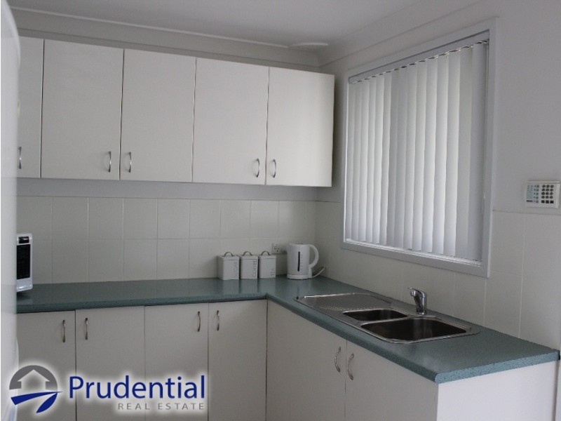 24 Spumante Close, Eschol Park NSW 2558