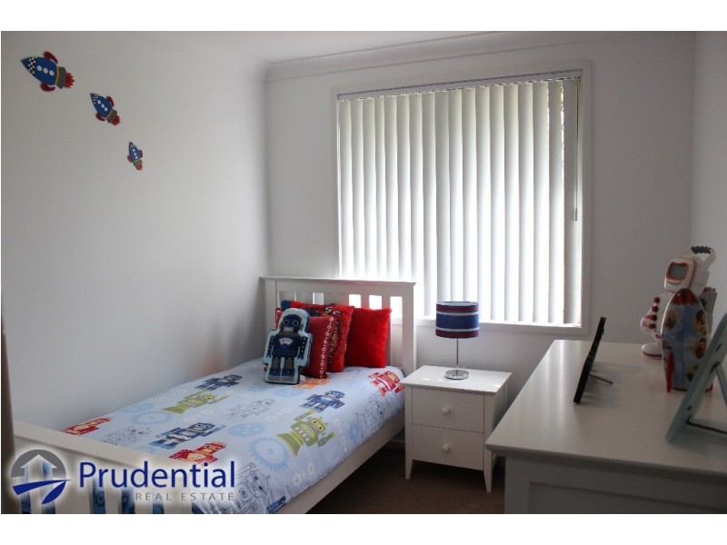 24 Spumante Close, Eschol Park NSW 2558