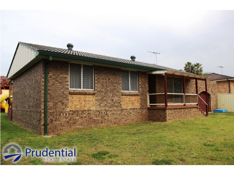 24 Spumante Close, Eschol Park NSW 2558