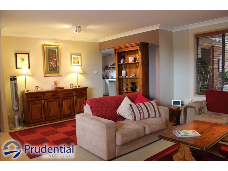 45 Gadshill Place, Rosemeadow NSW 2560
