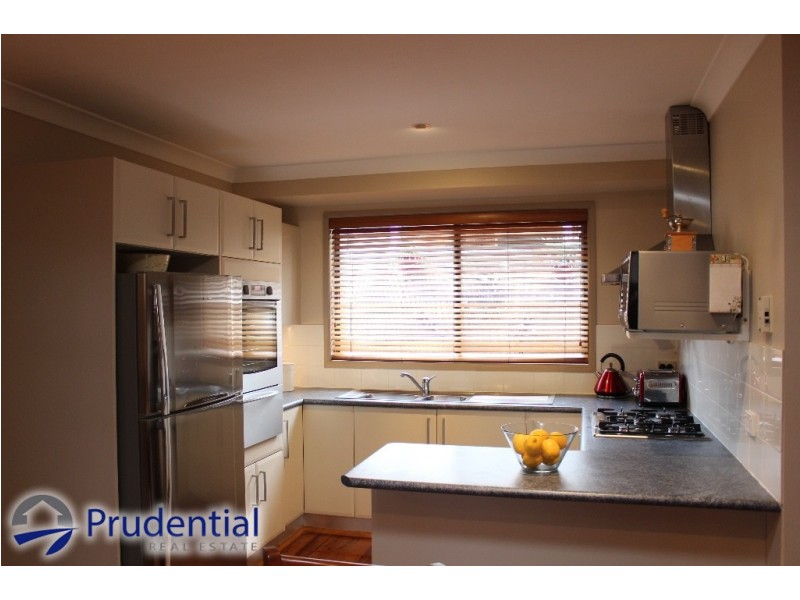 45 Gadshill Place, Rosemeadow NSW 2560