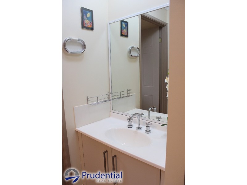45 Gadshill Place, Rosemeadow NSW 2560