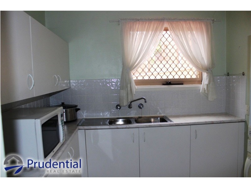 3/42 Woodhouse Drive, Ambarvale NSW 2560