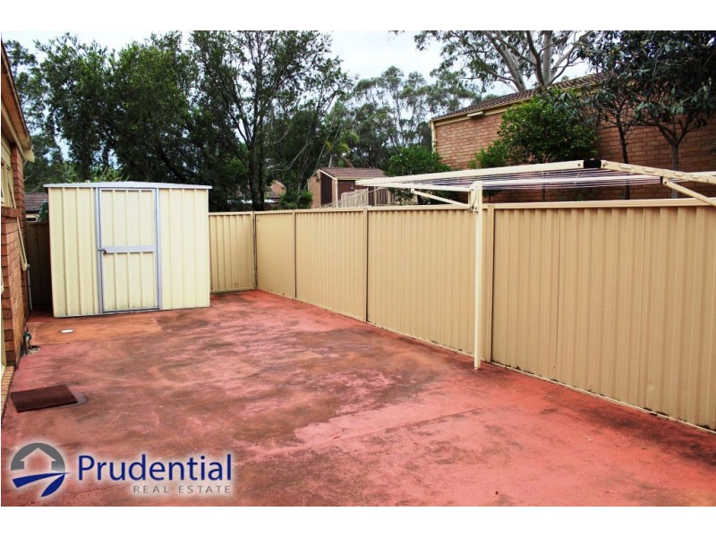 3/42 Woodhouse Drive, Ambarvale NSW 2560