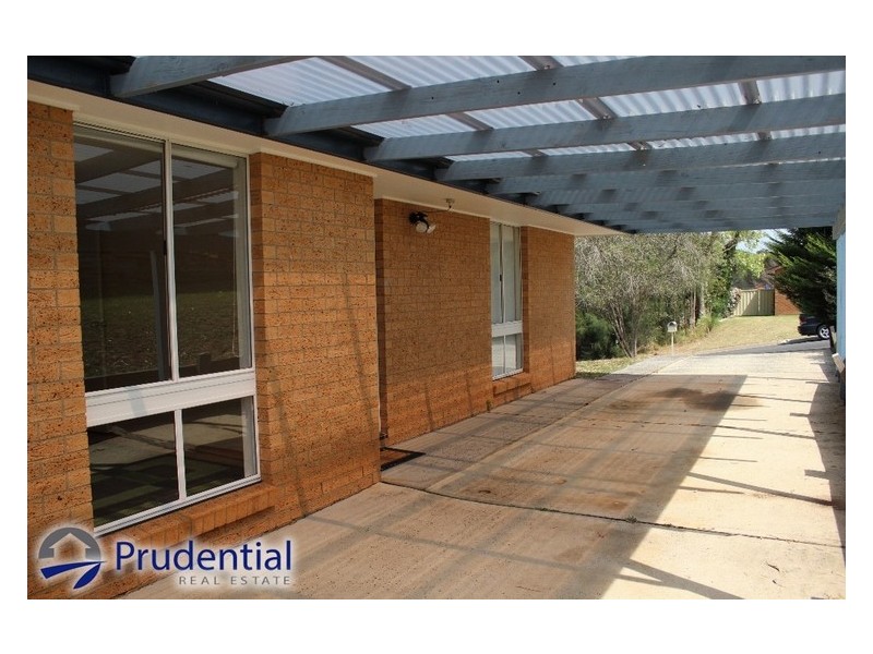 8 Gaspard Place, Ambarvale NSW 2560