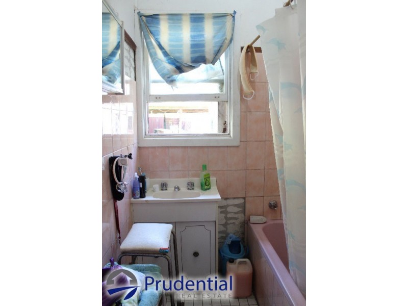 2 Cobham Street, Ingleburn NSW 2565