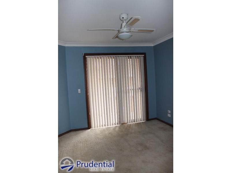 4/3 Illawong Road, Leumeah NSW 2560