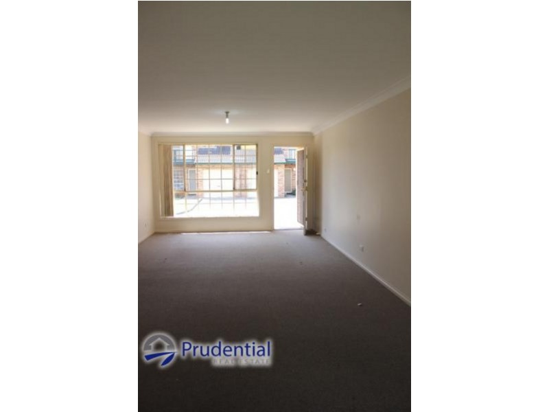 6/5 Wickfield Circuit, Ambarvale NSW 2560