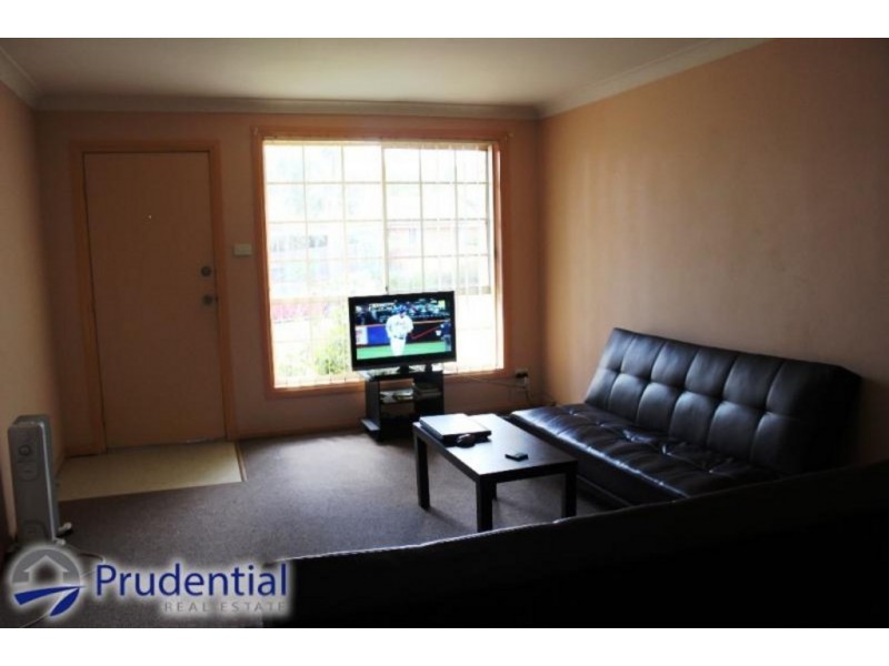 13/5 Wickfield Circuit, Ambarvale NSW 2560