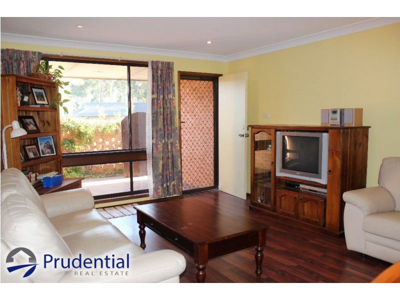 19/11 Cestrum Ave, Macquarie Fields NSW 2564