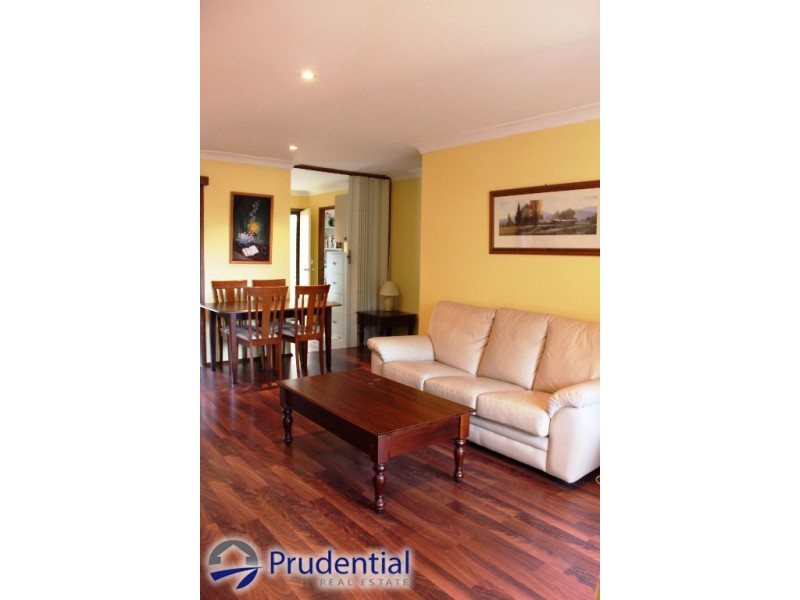 19/11 Cestrum Ave, Macquarie Fields NSW 2564