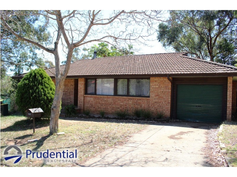 264 The Parkway, Bradbury NSW 2560
