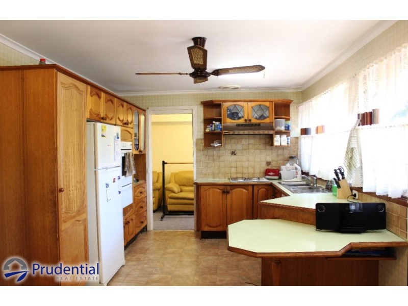 264 The Parkway, Bradbury NSW 2560