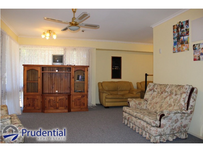 264 The Parkway, Bradbury NSW 2560