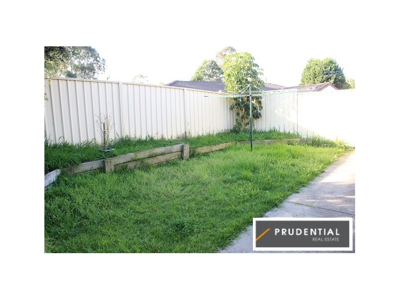 40b Glendower Street, Rosemeadow NSW 2560