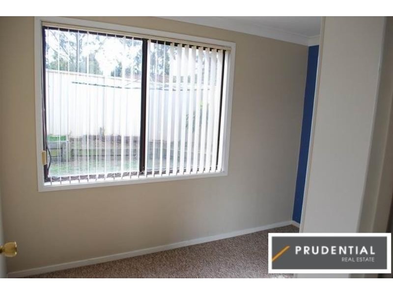 40b Glendower Street, Rosemeadow NSW 2560