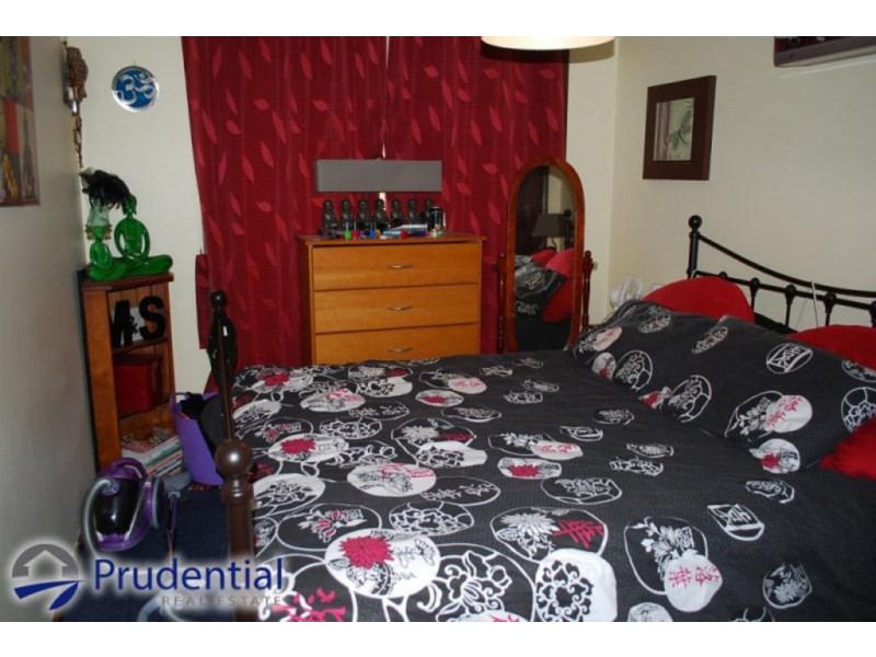 6/2A Condamine St, Campbelltown NSW 2560