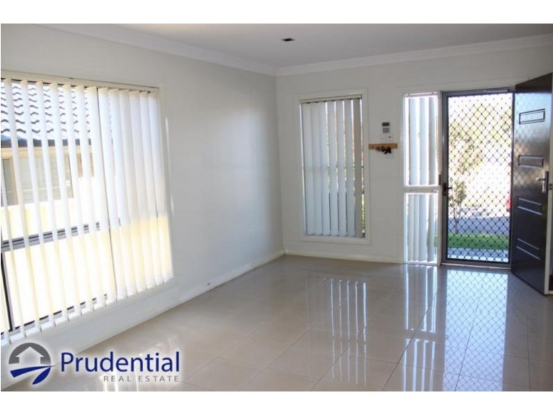 11b Soliano Street, Rosemeadow NSW 2560