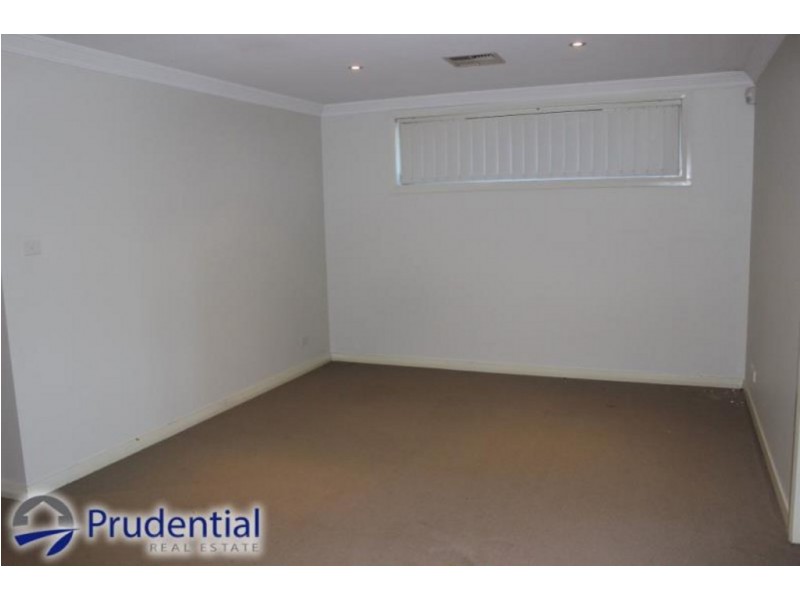 11b Soliano Street, Rosemeadow NSW 2560