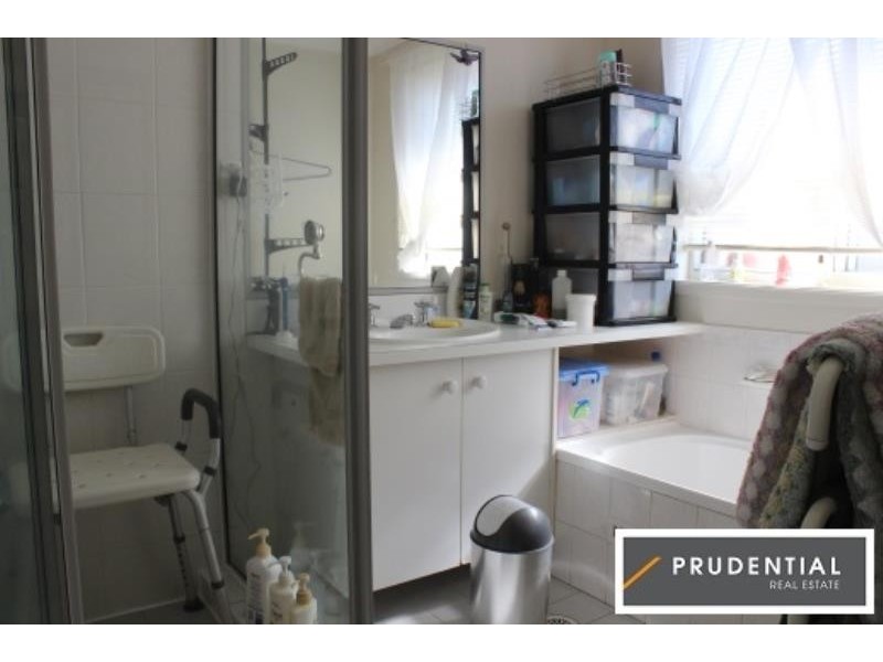 1/325 Copperfield Drive, Rosemeadow NSW 2560