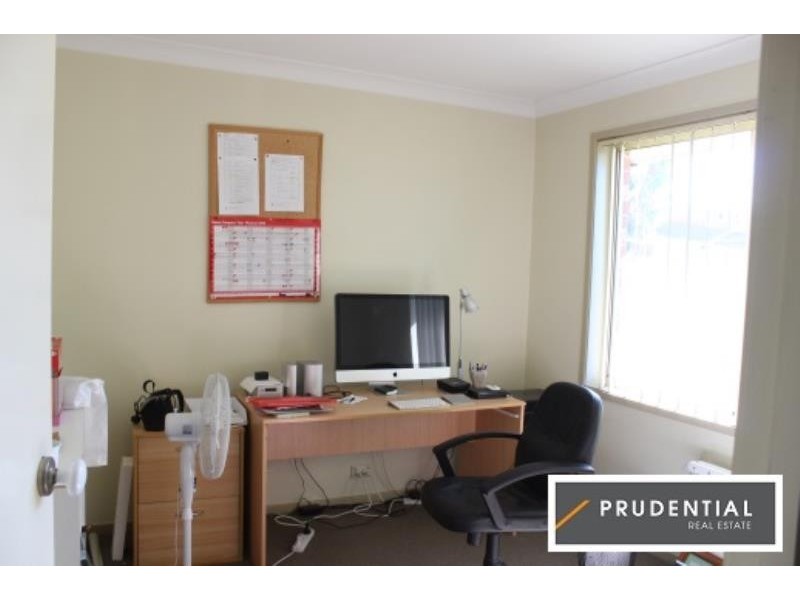 8a Cipolin Close, Eagle Vale NSW 2558