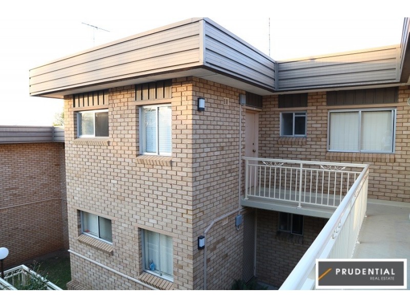 23/20-30 Condamine Street, Campbelltown NSW 2560