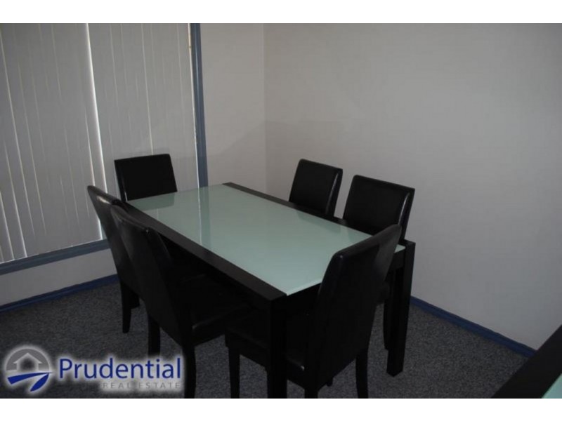 1/74 Bradbury Avenue, Campbelltown NSW 2560