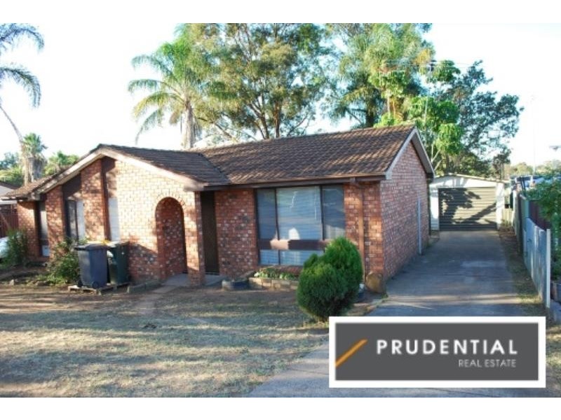 22 Epping Forest Drive, Eschol Park NSW 2558