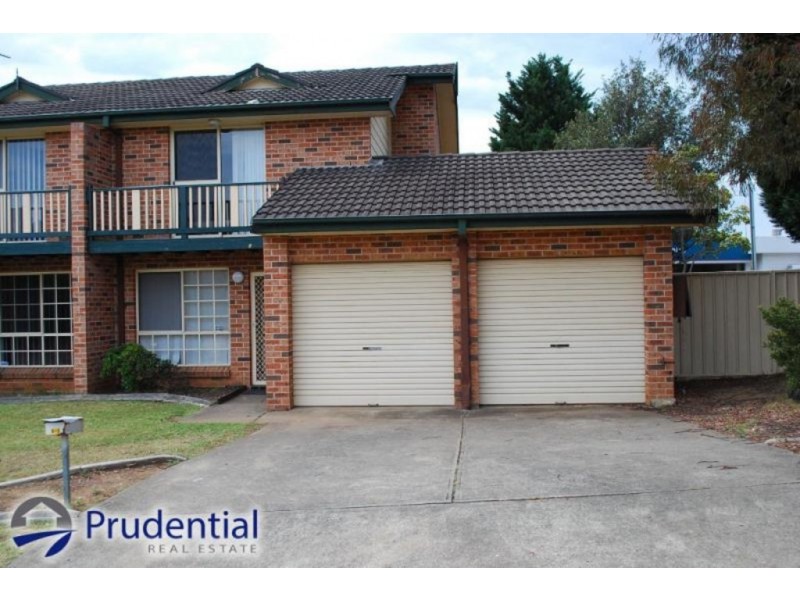 4/5 Wickfield Circuit, Ambarvale NSW 2560