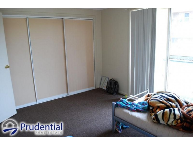 4/5 Wickfield Circuit, Ambarvale NSW 2560