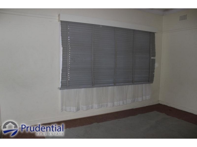 21A Tyler Street, Campbelltown NSW 2560