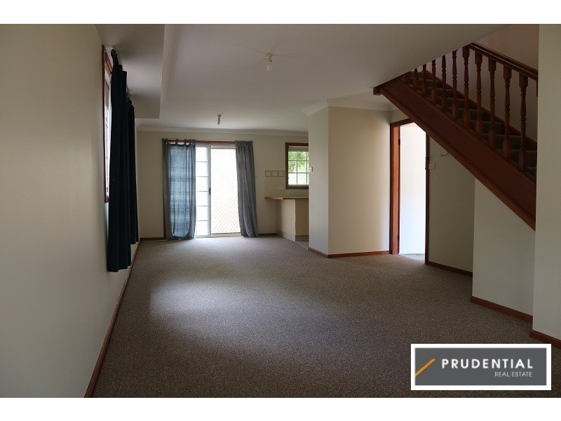 1/27 Appaloosa Circuit, Blairmount NSW 2559