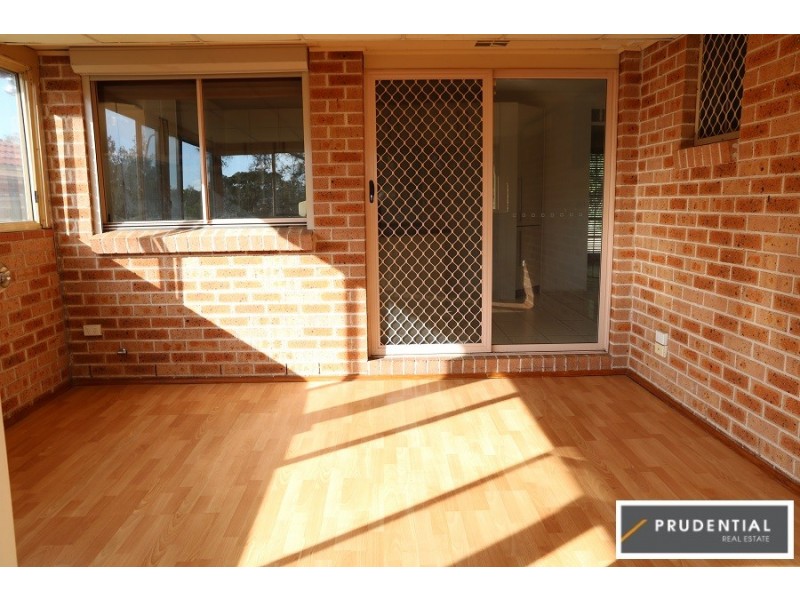 27 Parkholme Circuit, Englorie Park NSW 2560