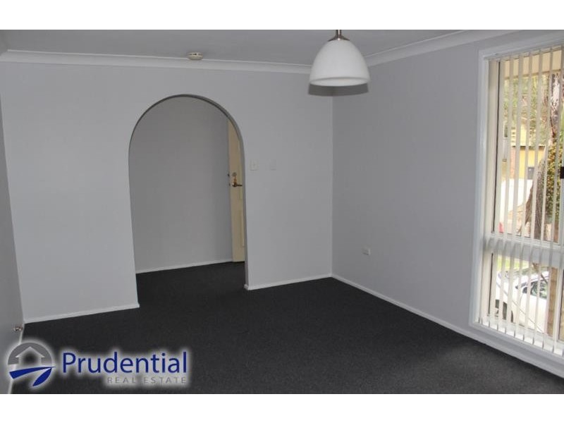 24 Holborn Street, Ambarvale NSW 2560