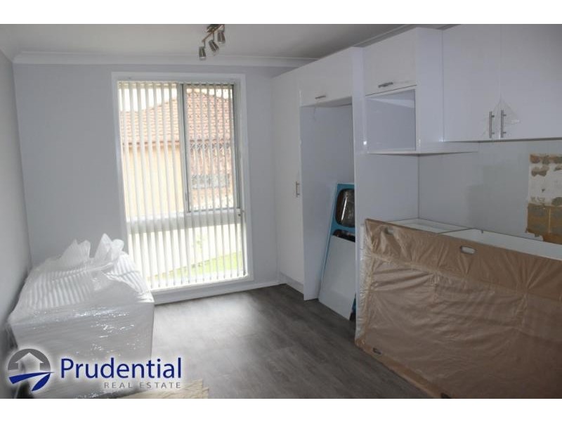 24 Holborn Street, Ambarvale NSW 2560