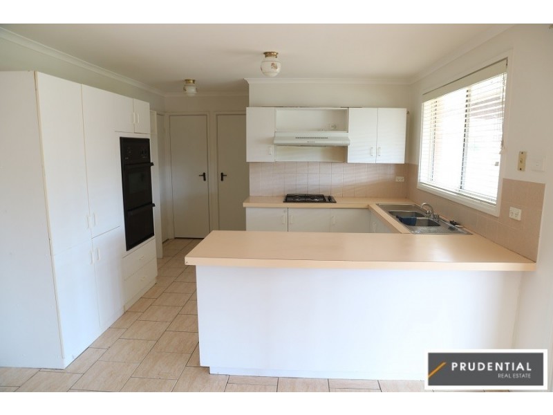 2 Colorado Street, Kearns NSW 2558