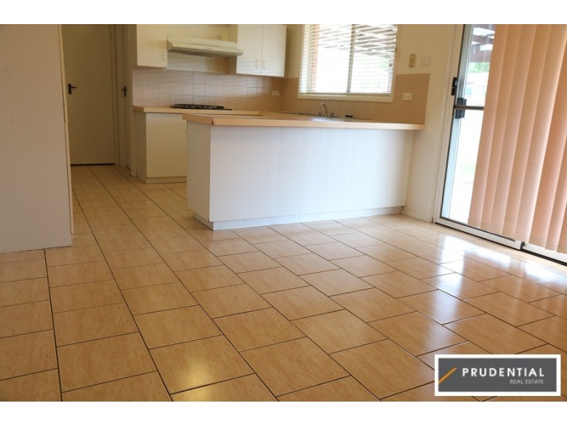 2 Colorado Street, Kearns NSW 2558